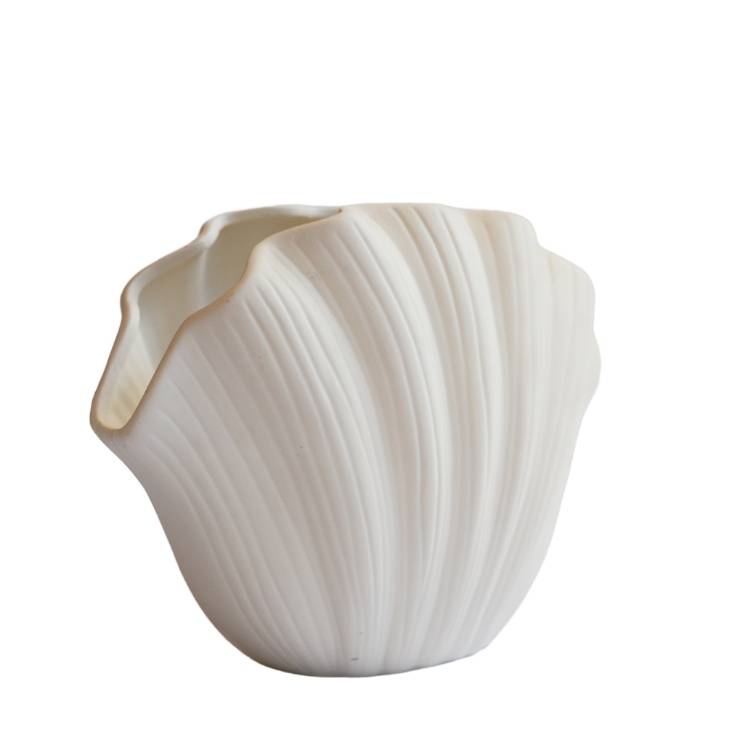 Shell Vase